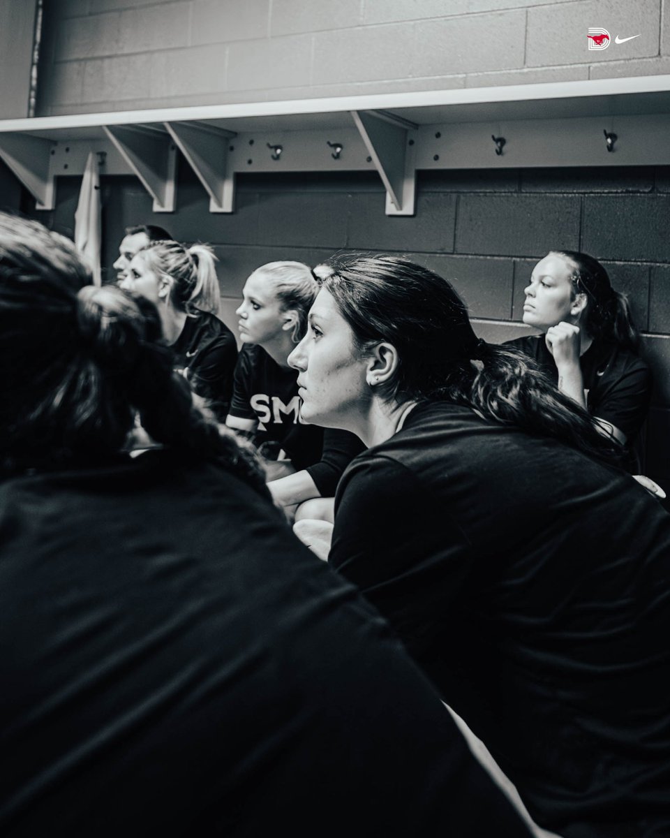 SMUVolleyball's tweet photo. 𝑴𝒖𝒔𝒕𝒂𝒏𝒈𝒔 𝒓𝒆𝒂𝒅𝒚 𝒕𝒐 𝒓𝒊𝒅𝒆.

#PonyUpDallas | @NCAAVolleyball https://t.co/Zz7XePIxm1