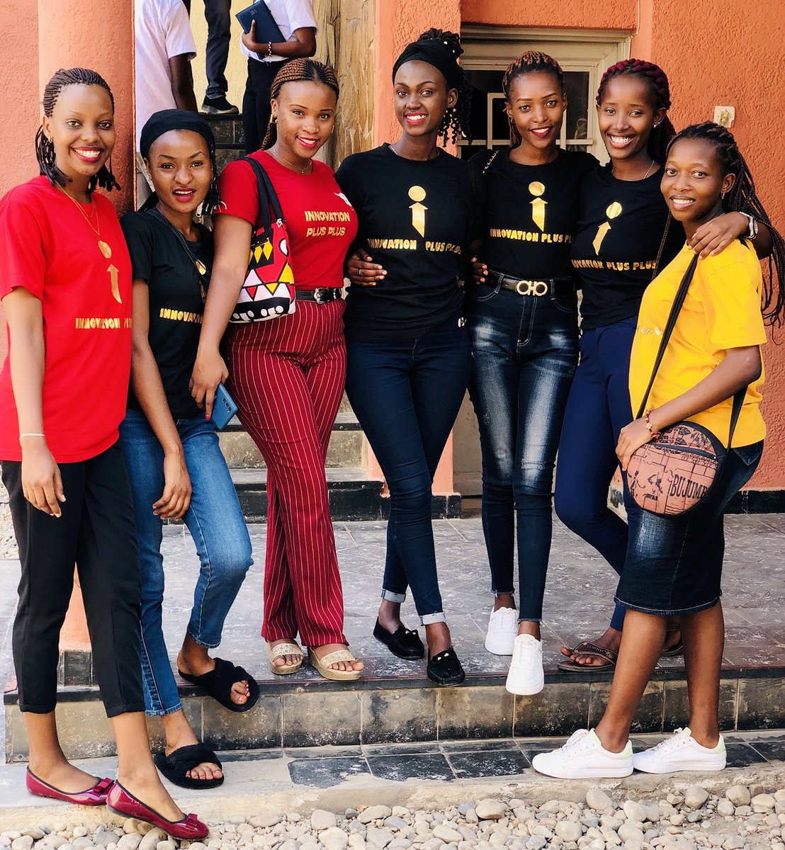 Innovationplus7's tweet photo. INNOVATION PLUS PLUS est une société visant l'autonomisation des Jeunes Femmes. 
Ensemble nous entreprenons pour gagner une independance financière .
#youngwomenempowerment 
#studentsforliberty
#afab 
#onufemmesburundi
#codeyourdreams
#unfpaburundi 
#adisco 
#mde 
#bbin 
#wia54 https://t.co/xxD1GA6zWl
