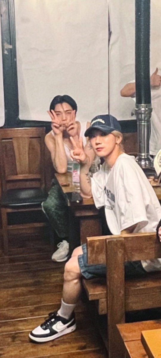 txnwayv's tweet photo. @NCTsmtown JOHNTEN!!! 🥹🥹🥹 https://t.co/9ODJeJLzCN
