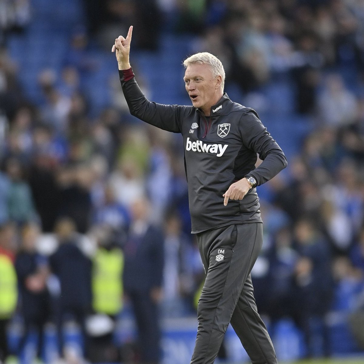 talkSPORT's tweet image. 🏴󠁧󠁢󠁳󠁣󠁴󠁿 David Moyes at West Ham: 

✅ 2019/20: Kept West Ham up. 
✅ 2020/21: 6th place. 
✅ 2021/22: UEL semi-final &amp;amp; 7th place. 
🏆 2022/23: UECL Champions. 
✅ 2023/24: Top of the league.