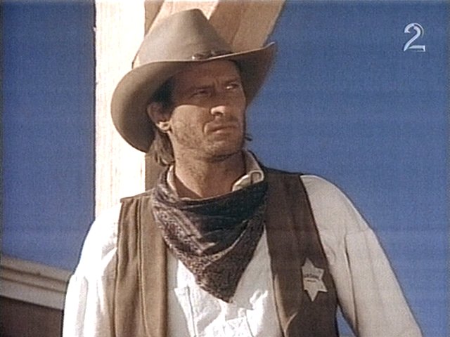 TheYoungRiders's tweet photo. Happy Birthday, #BrettCullen!! Wishing you all the very best!! β€οΈπ₯πΎπππππππ¬ππ€ #MarshalSamCain #SamCain #TheYoungRiders #TYRbirthdays
Screen captures from the #TYR episodes #BlindLove (top) and #LadyForANight (bottom). https://t.co/A6NNF5f3Qc