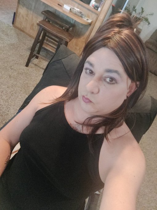 No filter this time 😘🖤. Have a beautiful day! 🙃 https://t.co/n70CCuvr5D<a href="/tag/grinding"class="tags"><span>#grinding</span></a>