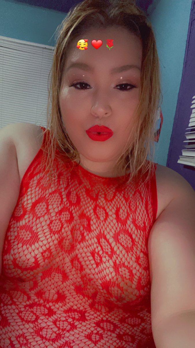 juicyboo1989's tweet photo. Lovely Saturday 😘💋💄 https://t.co/QbpsRmDwXF