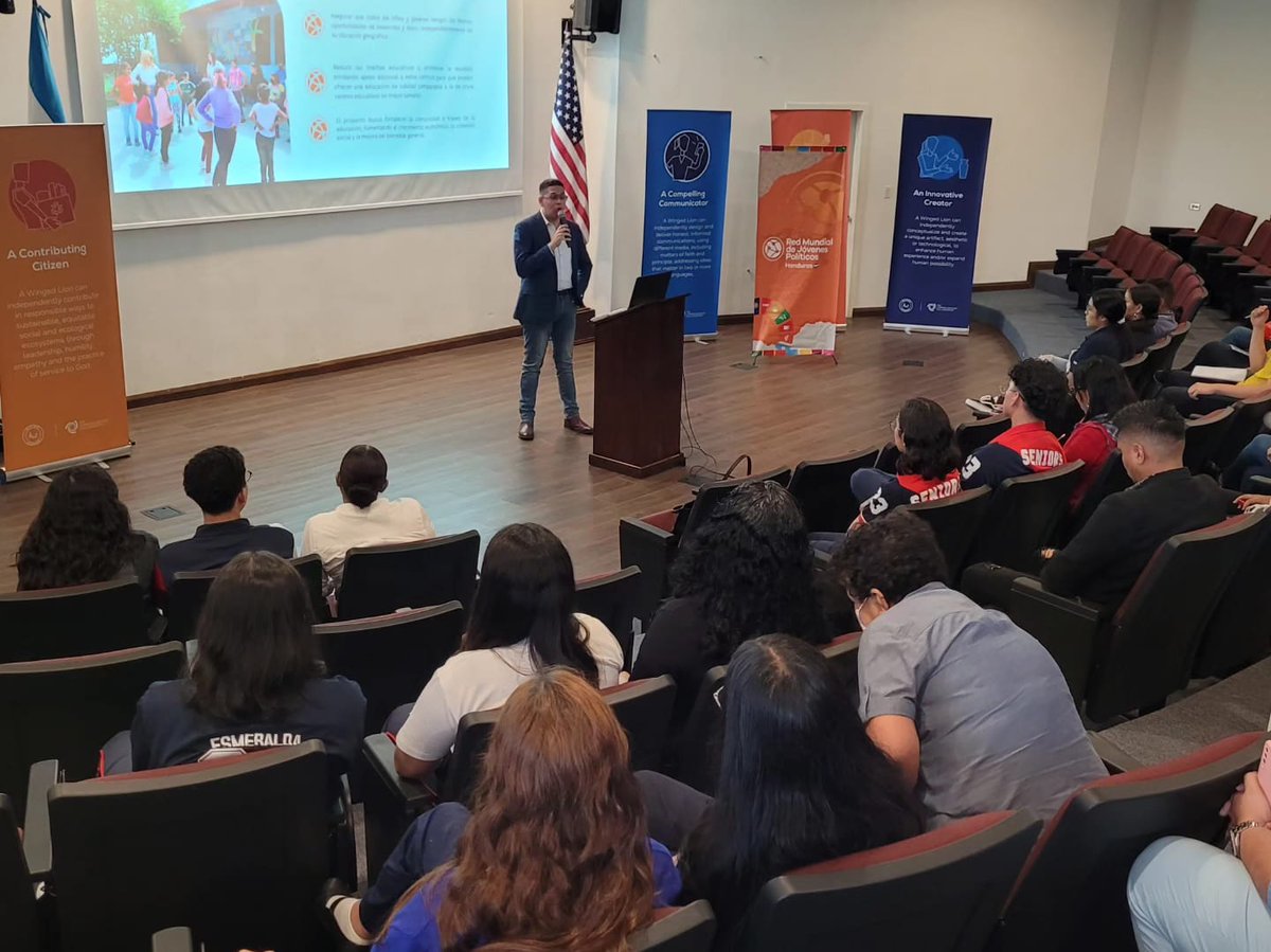 rmjpHonduras's tweet photo. #Formación: Nuestra Red capacitó a una selección de jóvenes líderes de último año, representantes de las escuelas del Distrito Educativo 11. 

La formación fue orientada en 3 temáticas: 

✔️ Los #ODS y la #Agenda2030
✔️ Claves para la vida profesional 
✔️ Y prevención del Cáncer https://t.co/22ac7Mo7DE
