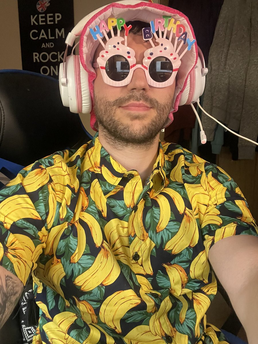 24 hour birthday stream is still going strong! 
twitch.tv/yamimash