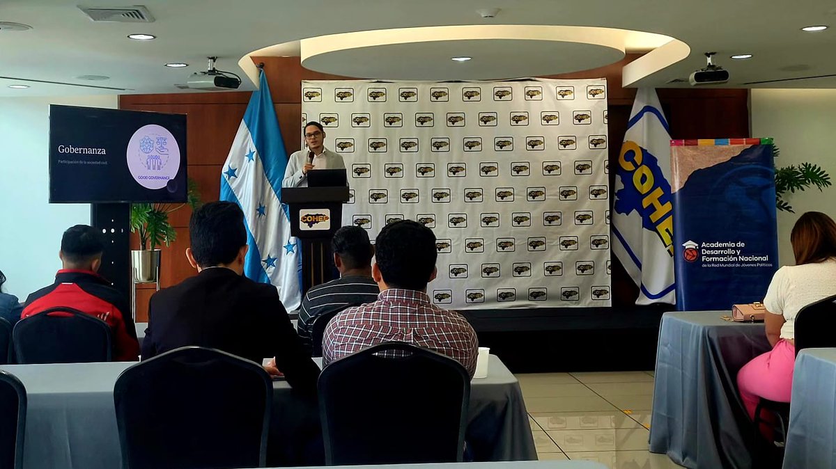 rmjpHonduras's tweet photo. #Formación: Provechosa 3ra jornada formativa del curso Liderazgo Político para el Desarrollo y Crecimiento Nacional🇭🇳 en conjunto con @COHEPHonduras y con el apoyo de la carrera de Administración Pública de la @unahoficial

#NuevosLiderazgos
#LibreEmpresa
#CuidemosElEmpleo https://t.co/8FAD8j3IYl