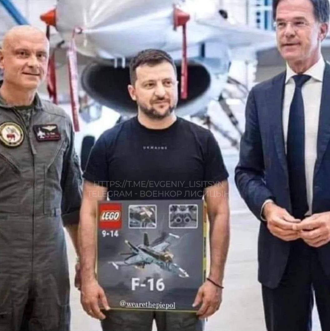 MikePravdax's tweet photo. @ZelenskyyUa @POTUS Украине таки поставили первые  самолёты F-16.

🤣Военкор https://t.co/oxZWxVsRZN