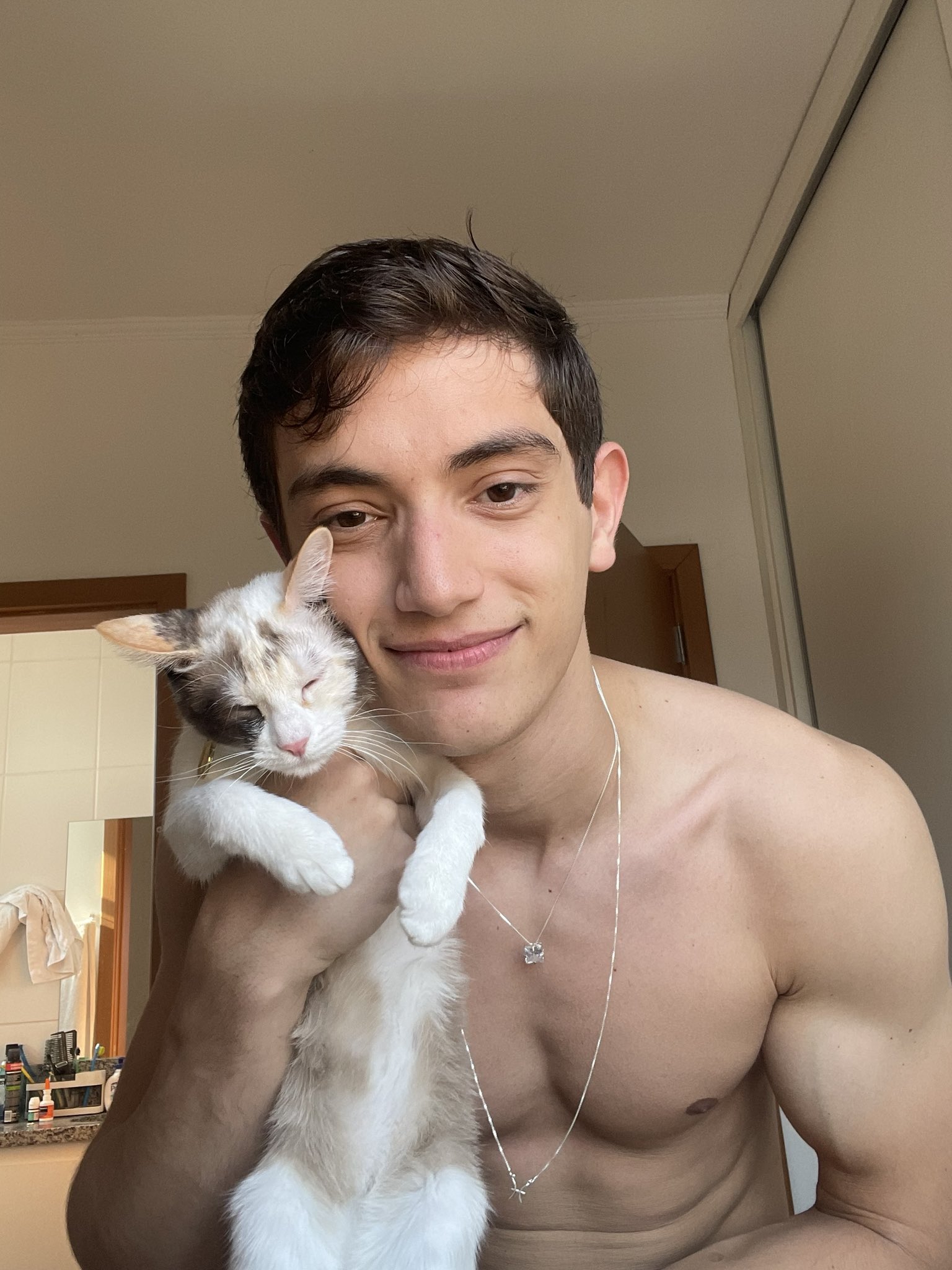 F4et39LXsAEupLp.jpg:large