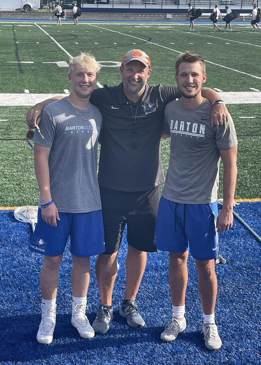 fvlax's tweet photo. Sunrise to Sunset.
2023-2024 NCAA season has started…
#LastDance with @Fvlax33
#DontFixIt
Goblin -> Bengal -> Bulldog https://t.co/z3Kpkijyfe