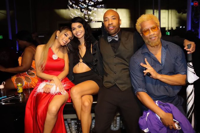 Love this pic w @BanksieTV, @HarleyxxxHaze, @BobbyAdore &amp; friend post show 💋✨ @UrbanXAwards Los Angeles<a class="tags" target="_blank" title="On Twitter" href="/?out=eyJ0eXAiOiJKV1QiLCJhbGciOiJIUzUxMiJ9.eyJpYXQiOjE3MjM3NzIyMDAsImlzcyI6InR3cG9ybnN0YXJzLmNvbSIsIm5iZiI6MTcyMzc3MjIwMCwiZXhwIjoxNzU1MzA4MjAwLCJyZWRpcmVjdF91cmwiOiJodHRwczovL3R3aXR0ZXIuY29tL0JhbmtzaWVUViJ9._Lspxz3-aviXsJEosVubzRbj03CHeWTfbxXknsyc-JXTuDHqlWAGedKrUyY4J8hi_5mI-1lKEikZGW7csenCtQ">@BanksieTV</a><a class="tags" href="/tag/harleyxxxhaze">@harleyxxxhaze</a><a class="tags" href="/tag/bobbyadore">@bobbyadore</a><a href="/tag/banksie"class="tags"><span>#banksie</span></a><a href="/tag/lfbillboard"class="tags"><span>#lfbillboard</span></a>