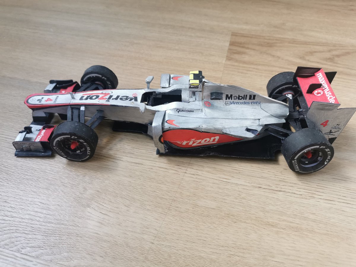 francesca12_08's tweet photo. Muchas gracias @JuanFcoSF por esta obra de arte #McLaren #MP427 "versión de Austin para ser exactos 😅" #másmejoramigo 🧡. https://t.co/bWInc2XSdL