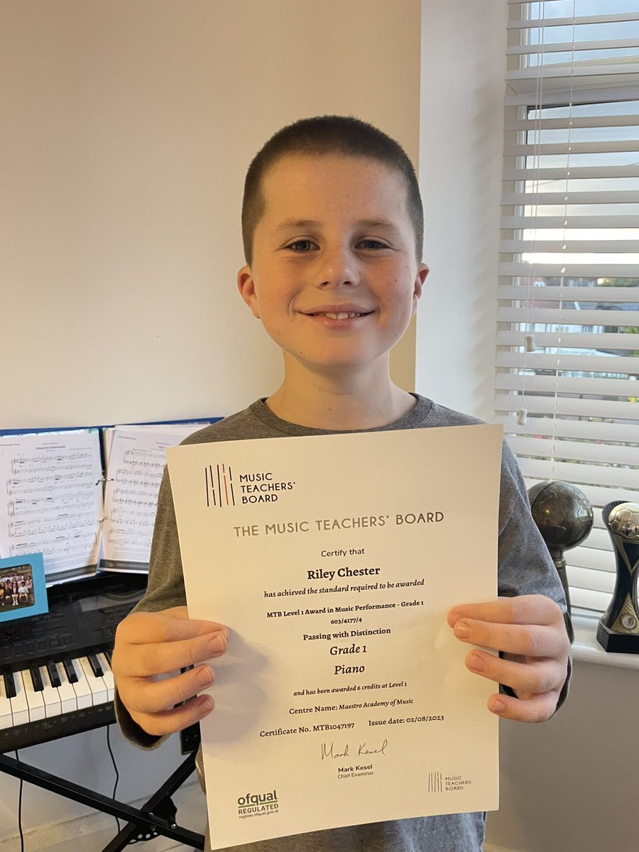 Riley wanted to show his teachers he got a DISTINCTION in his Grade 1 piano exam 🎼🎹🎼 <a href="/CTKLiverpool_HT/">Mr Delaney</a> <a href="/ctkliverpooldht/">Mr Heery</a> <a href="/CTKLiverpoolY6/">Year 6</a> <a href="/manny6784/">chris chester</a>