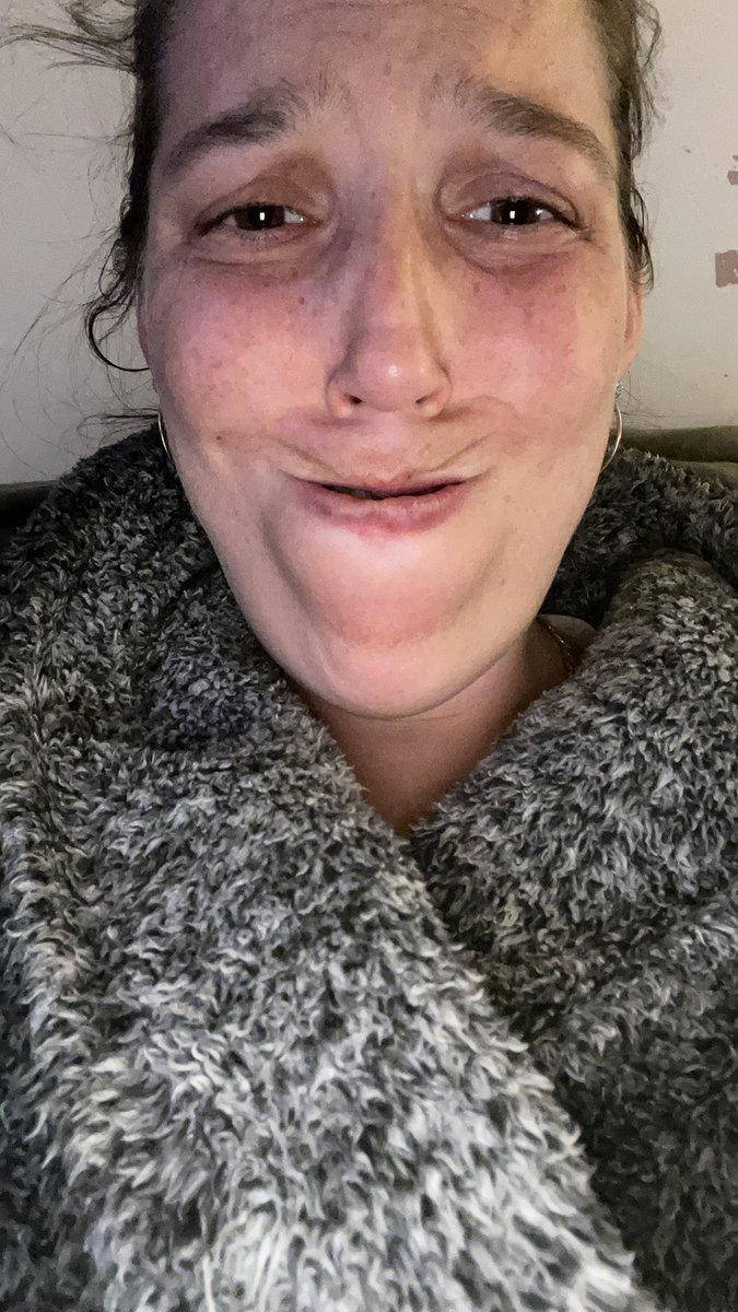 danielle_eales's tweet photo. @Apple I think you’re missing an emoji. We all have those moments when we think derr! Well turn this pic into an emoji please 🙏🏼 #emoji #needed #Apple #makemeanemoji #thisemojineeded #der https://t.co/9jUDFYYgBp