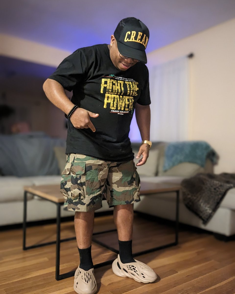 Shogun_Sho's tweet photo. #BeingOrdinaryIsntAnOption 💯 Sho! #FightThePower #CREAM #PublicEnemy #WuTang https://t.co/p6rm2Xh3sJ