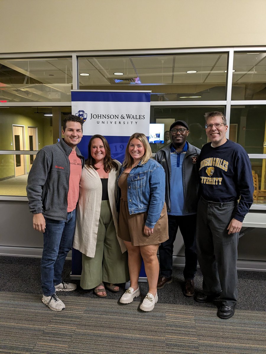 VictorMercurio's tweet photo. So excited to begin another year of working with and learning from our terrific students! @jwupvdschooledu @JWUArtsSciences @JohnsonAndWales #leadership #cped https://t.co/Fs7b4SG7bx