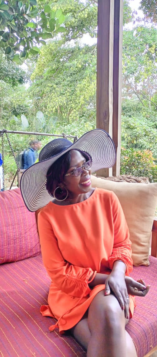 mitchpara1's tweet image. Shine on gal. External radiation stems from an internal source. #lookwithin #selflove