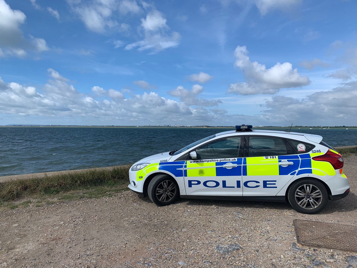 HantsSpecials's tweet photo. SC's are out and about supporting local officers around Victorious Festival this weekend. Mostly all jolly spirits. If you haven't already, see our @FestivalCop twitter page for details on how to be #Festivalsafe. #93615
(Picture is an old one as I haven't updated my collection) https://t.co/fPfgljvQCl