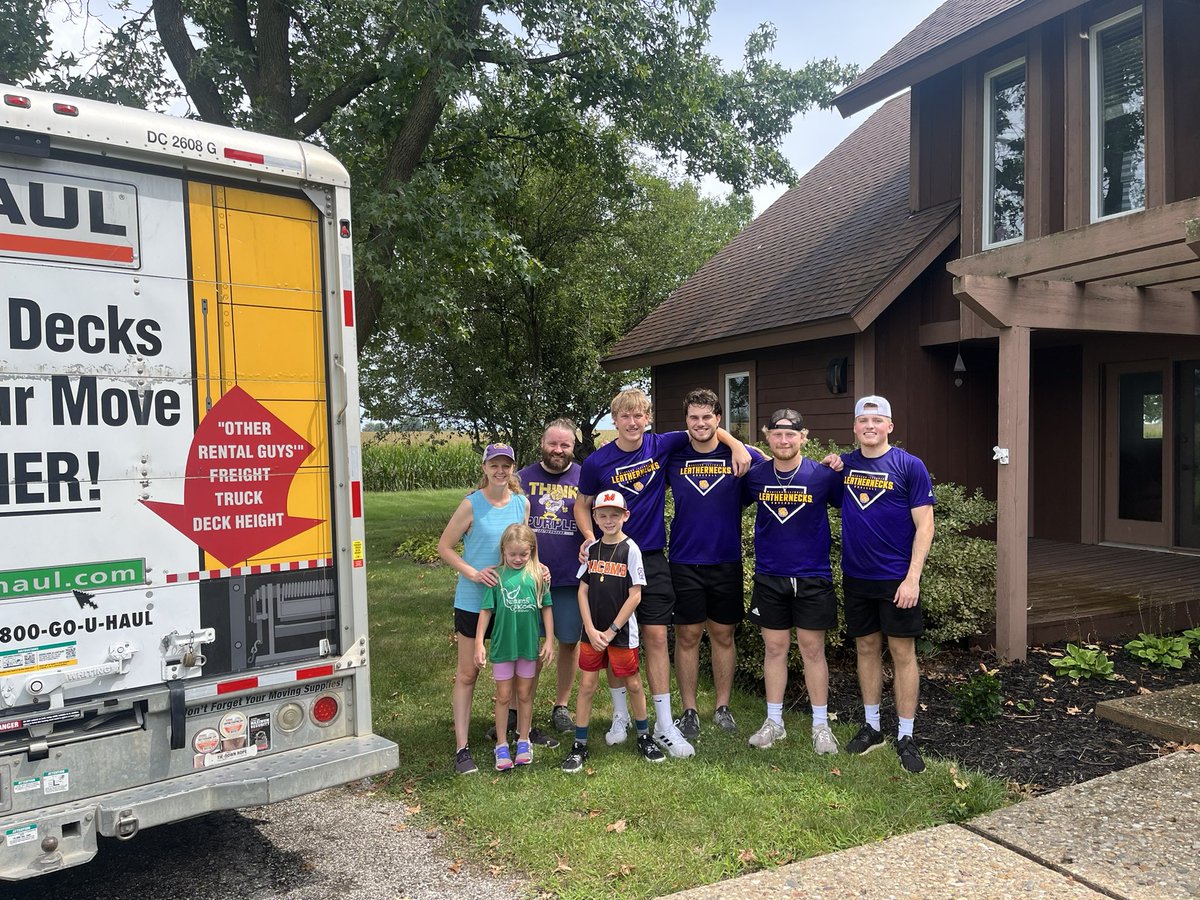 tdaviscoach4's tweet photo. Enjoy your New Home!
#ServeTheCommunity
@WIUBaseball @WIUAthletics https://t.co/McWqDgBaLS