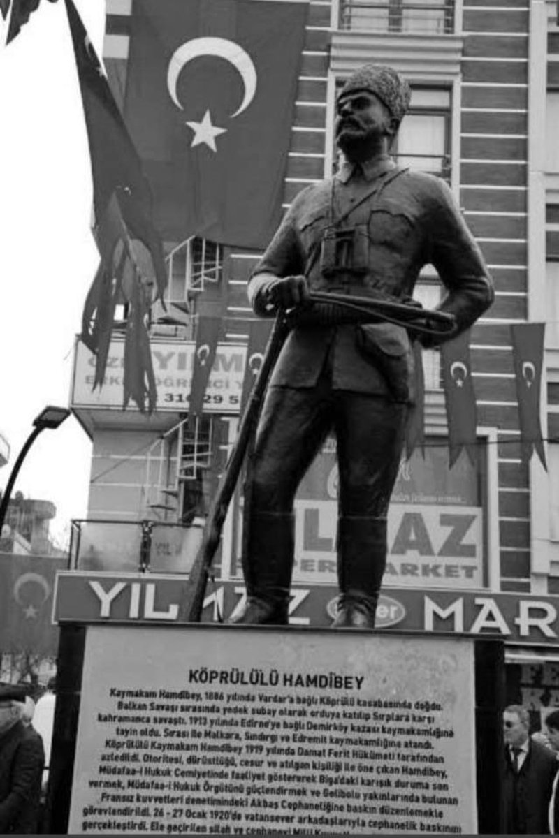 2. kolları kırılan, arabaya iple bağlanarak sürüklenen Küprülü'lü Hamdi Bey'in son sözleri:

Bu yaptıklarınızın hesabını mutlaka vereceksiniz.
Kuvayı Milliye yalnız ben değilim,
Kuvayı Milliye bütün Türk Milletidir..!!!

Saygı, minnet ve rahmetle 
Aziz ruhu şâd olsun...🤲