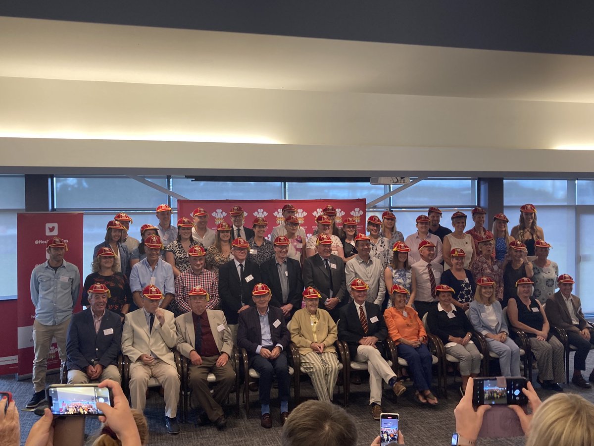 Phil Bailey tweet media