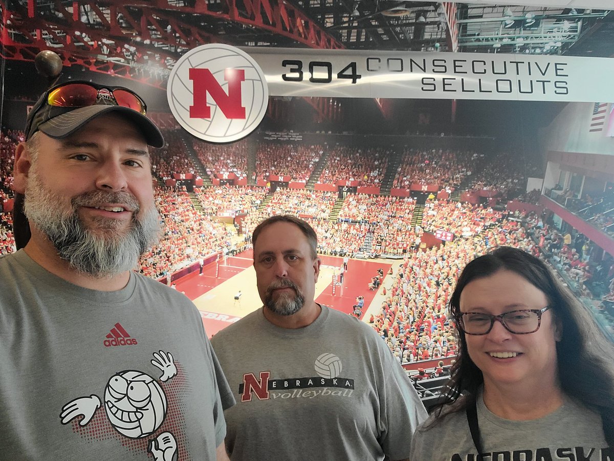 digitptbd's tweet photo. Beautiful day for #Huskers volleyball! https://t.co/DmMG56d2EM