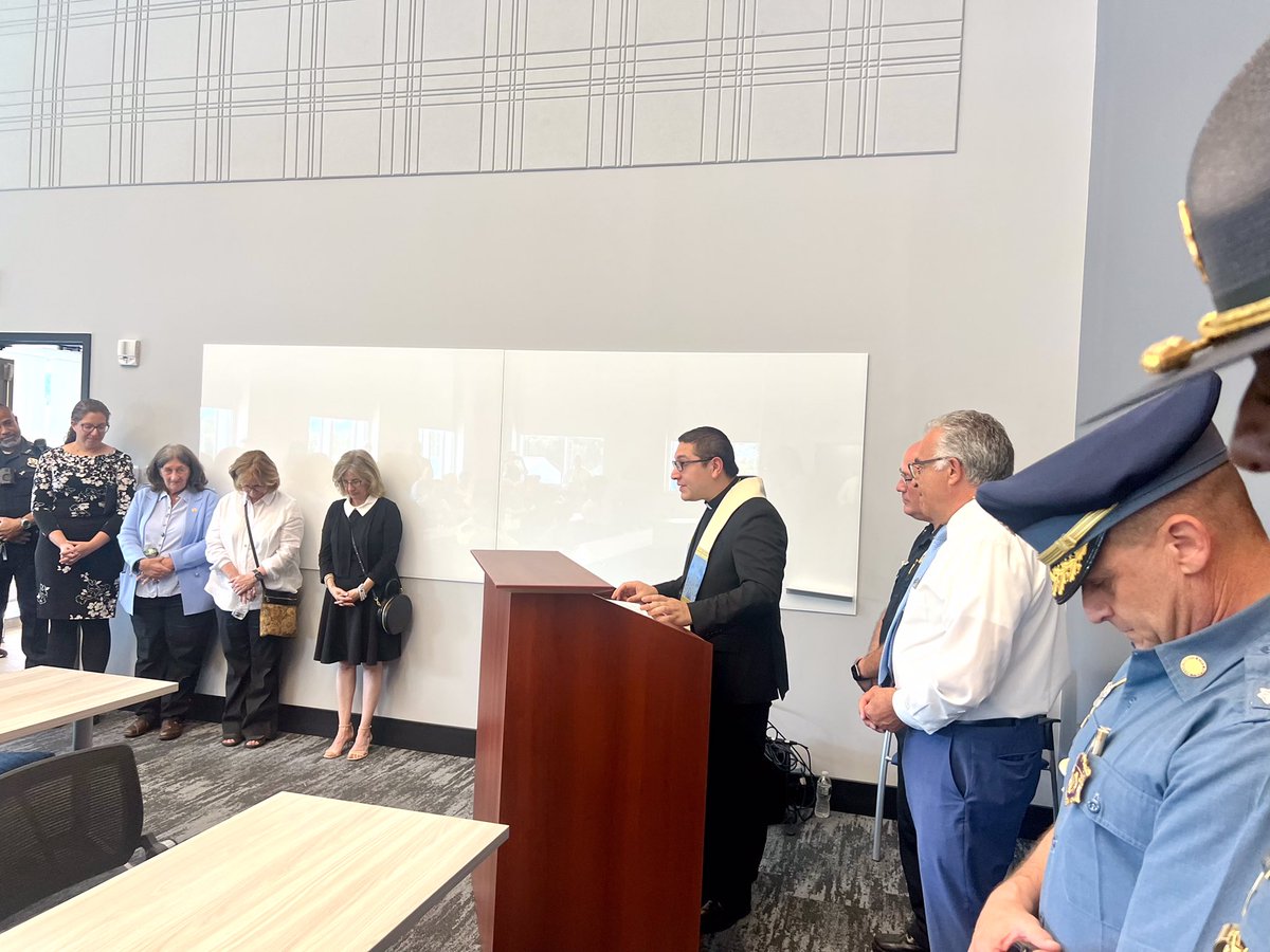 Joseph D. Early Jr. (@worcesterda) on Twitter photo We were honored to attend the dedication ceremony for the new <a href="/LeominsterPD/">Leominster PD</a> station. We hope this new facility will provide the brave individuals who protect and serve our neighborhoods each day with everything they need. Thank you for having us! We were honored to attend the dedication ceremony for the new <a href="/LeominsterPD/">Leominster PD</a> station. We hope this new facility will provide the brave individuals who protect and serve our neighborhoods each day with everything they need. Thank you for having us!
