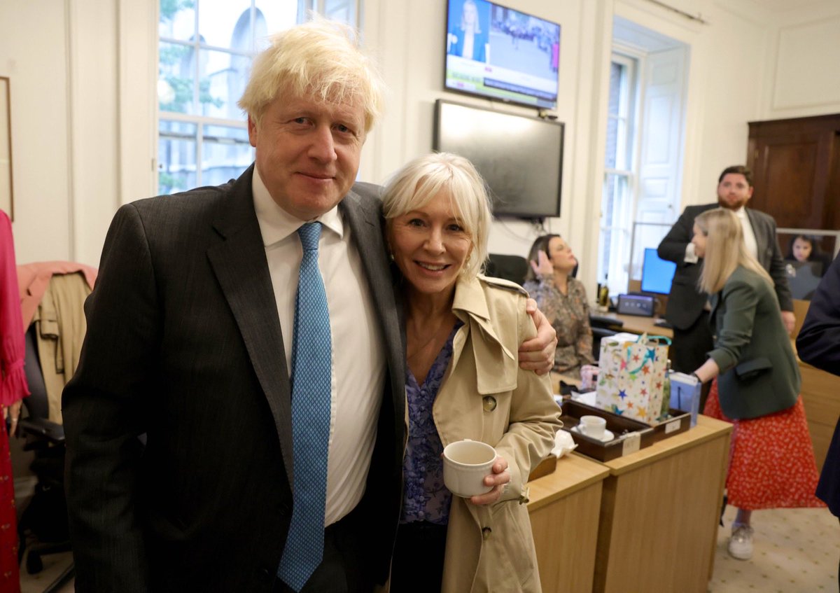🇬🇧 Nadine Dorries has always been a huge vocal Boris Johnson supporter remaining 💯 loyal, not just in good times (when everyone's your friend) but more importantly in bad (when others have deserted)
A truly remarkable woman 
❤️💙 Nadine & Boris 💙❤️🇬🇧