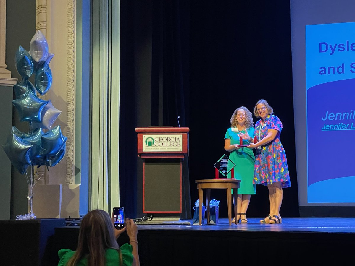 DDGA13's tweet image. Honored to receive the @DyslexiaGA Outstanding Service Award for 2023. Thank you so much. This is deeply gratifying work, sometimes frustrating, but always about improving reading outcomes for the children in this state. #saydyslexia  #decodingdyslexia @Veggievangelist