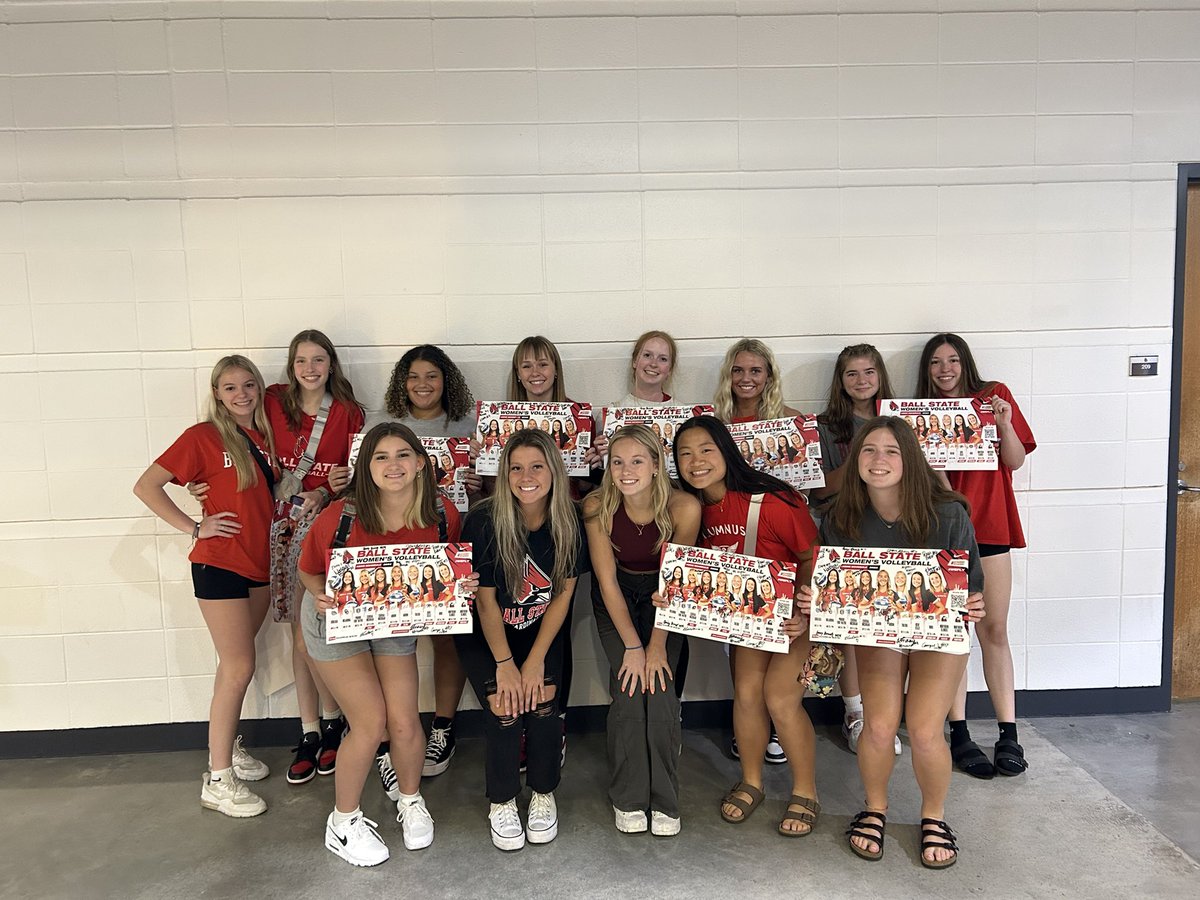 KHS_VolleyKats's tweet photo. Ball State Volleyball put on a show for our girls tonight! 🏐 https://t.co/eoKtCcQUKB