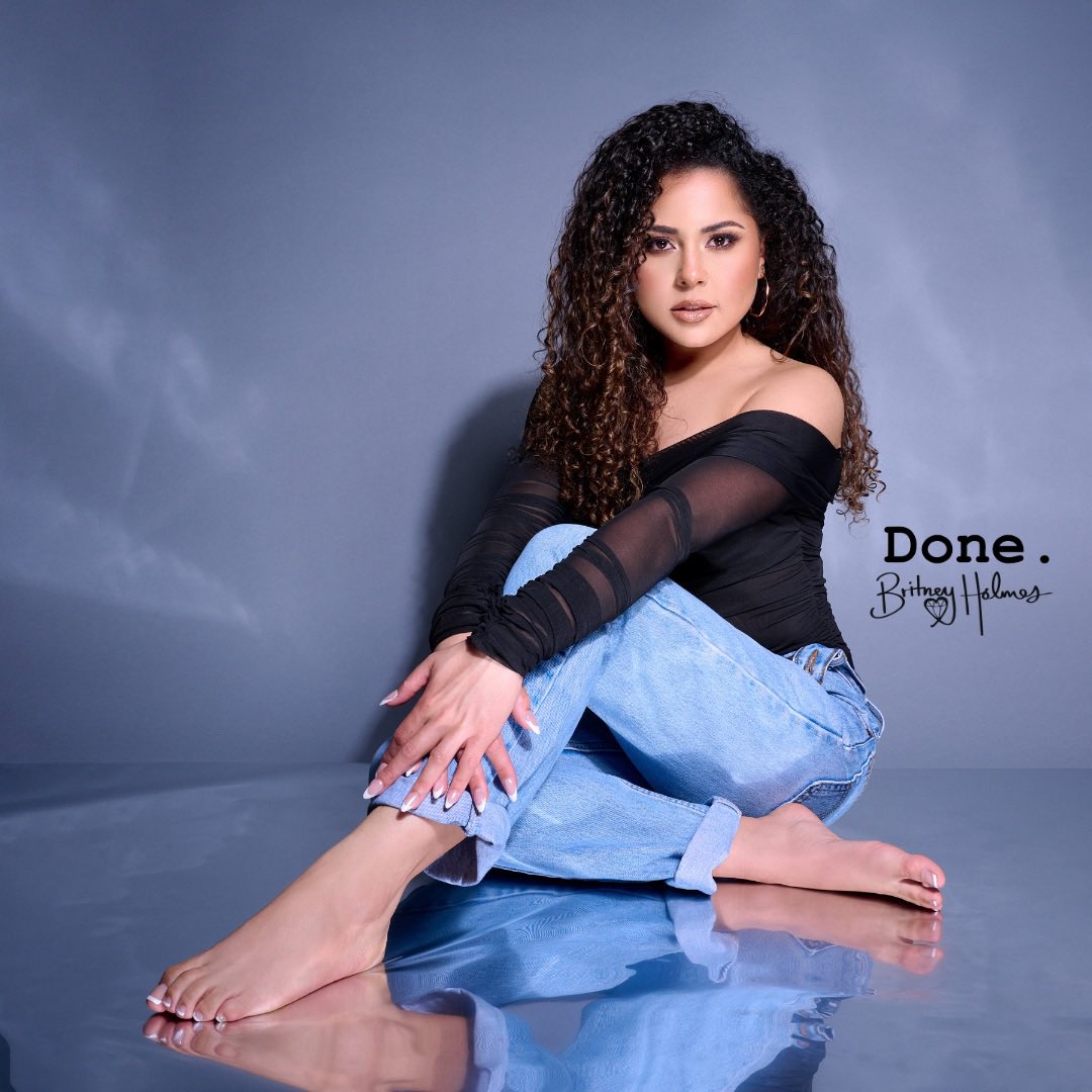 IG: @MsBritneyHolmes tweet media