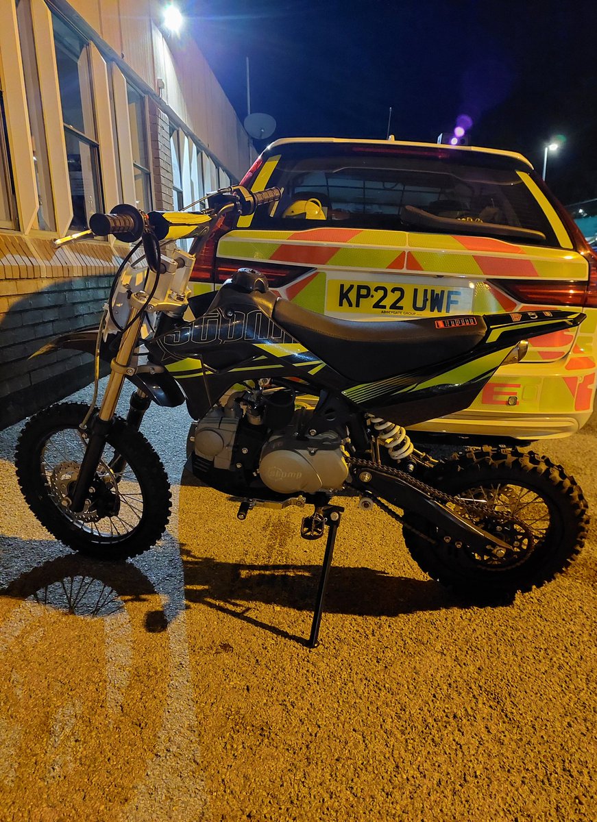 NSRAPT's tweet photo. Tonight in #Ipswich #PHQRPU #arrested a male that had been riding a motorcycle on the pavement whilst drunk with no helmet. Rider failed to provide any breath tests. He'll be charged with 6 offences which include no licence/insurance/fail to provide x 2. #Pc1202 #Pc1588 #fatal4 https://t.co/0hwoe2eI3U