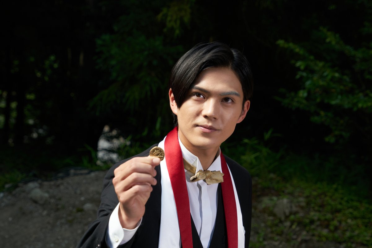 krGEATS_toei's tweet photo. コンちゃ！

#仮面ライダーギーツ
最終話『黎明Ⅰ：ここからがハイライトだ！』のご視聴、
そして1年間の応援本当にありがとコン🦊

願うことは美しい、そのために戦うことは素晴らしい！

ギーツの物語はここで終わりだけど
景和たちの人生はまだまだ続く🦊

これからもハイライトだコン！
#AceWithUs https://t.co/GGlU4ctuBP