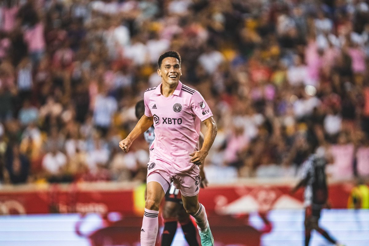 InterMiamiCF's tweet photo. El primero de muchos para Diego 🥳👏 https://t.co/hm0iBkLZet