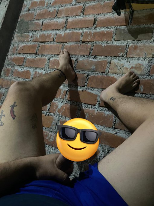 Quien me ayuda a terrajear la pared? https://t.co/8ZVQiE7JBX