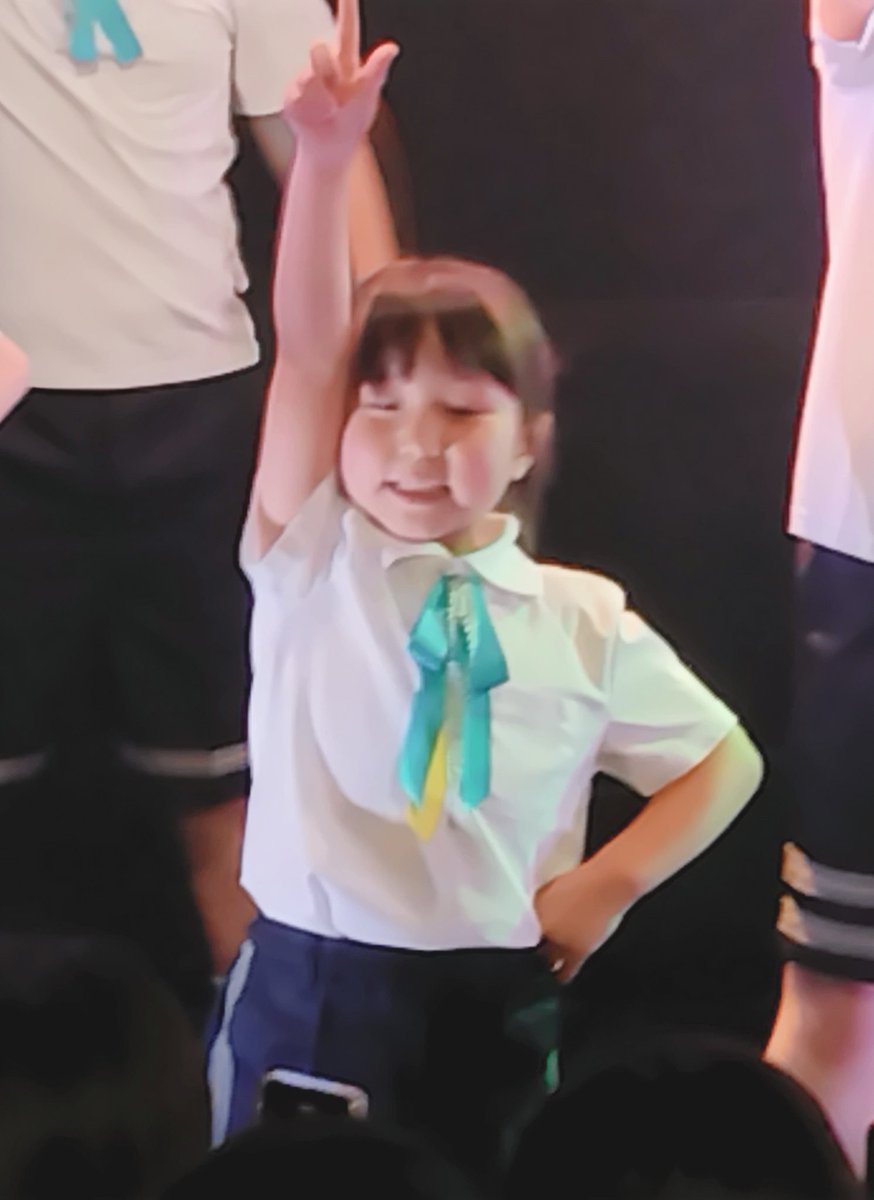 Eriko242's tweet image. 祝🎉千穐楽。はい🤩ダメ出し帳付けずに観られます
開演5分前のアナウンスも好評🤣このアナウンス欲しいぐらいです　明日から間違いなく寂しくなるので今日は楽しむぞ🎉
＃ぼく夏
＃ぼくと14人のボクの夏休み
＃須田麗央
＃おかえり
＃60人の子供達
＃舞台劇
＃初の試み尽くし
＃合言葉はサイコー