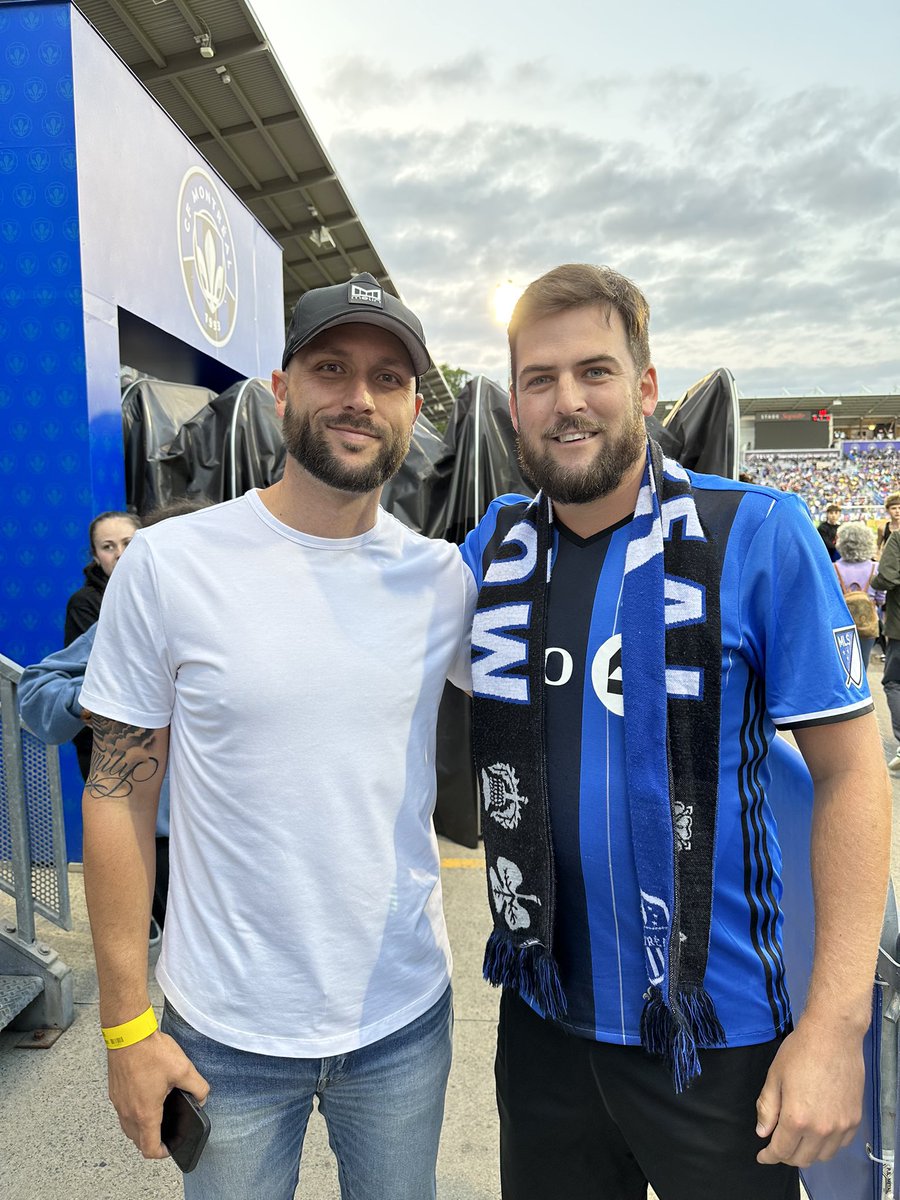 vezzz67's tweet photo. Toujours un plaisir de te voir au Stade Saputo et à Montréal ! My all-time favorite Impact player ! Thank you for the picture @jmapp21 https://t.co/IllspktaPV