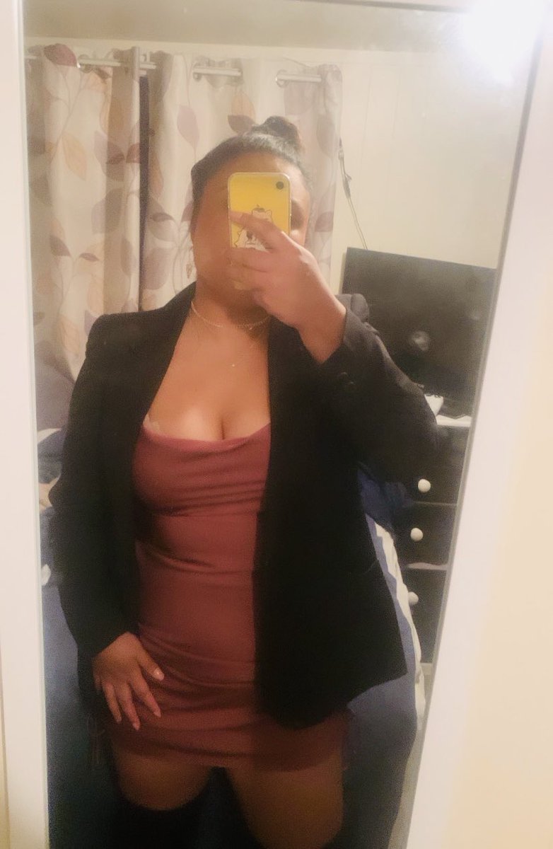 __inulama's tweet photo. First night out in a while.. 💅🏾💃🏽

probs will delete this lol https://t.co/VjeY6jBtTv