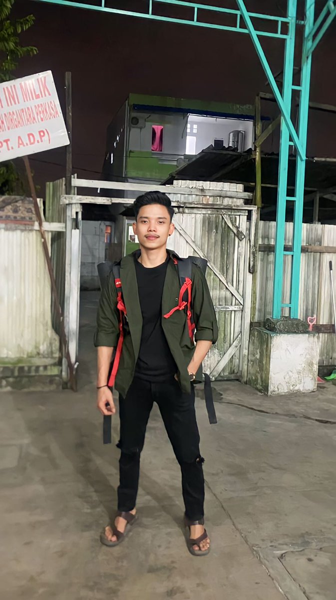 DweYoga's tweet photo. R3ady P!J@T
Wa: 081290649828
Medan (jln.perjuangan)/jln. Pancing
#pijat #pijatsensual #pijatplusplus #pijatpanggilan #pijatcrot #pijatmedan #menformen #gay #gaymedan #brondong #brondongmedan #ngentotcrot #gaybrondong #gayvcs #vcsbugill #medan #massage #massagemedan #pijatjakarta https://t.co/uQkB1kP3GK