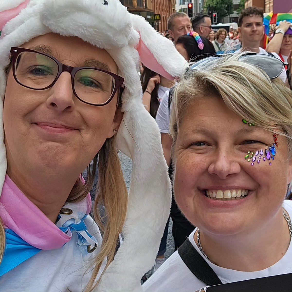 W1ldNat's tweet photo. Proud for Pride @CoopRespectLGBT @coopuk @NisaLocally @NisaRetail @MADLcharity #ManchesterPride #PrideInManchester https://t.co/raLKhS7eH5