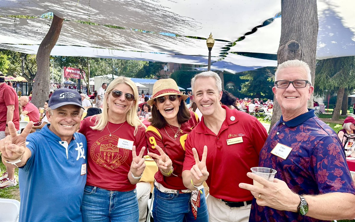 Game Day! #uscselfie