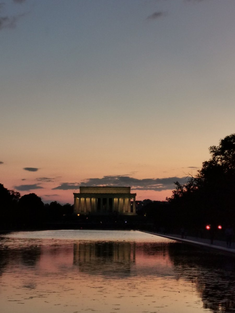 freelychloe's tweet photo. Washington D.C.✨ https://t.co/V689Gn35HM