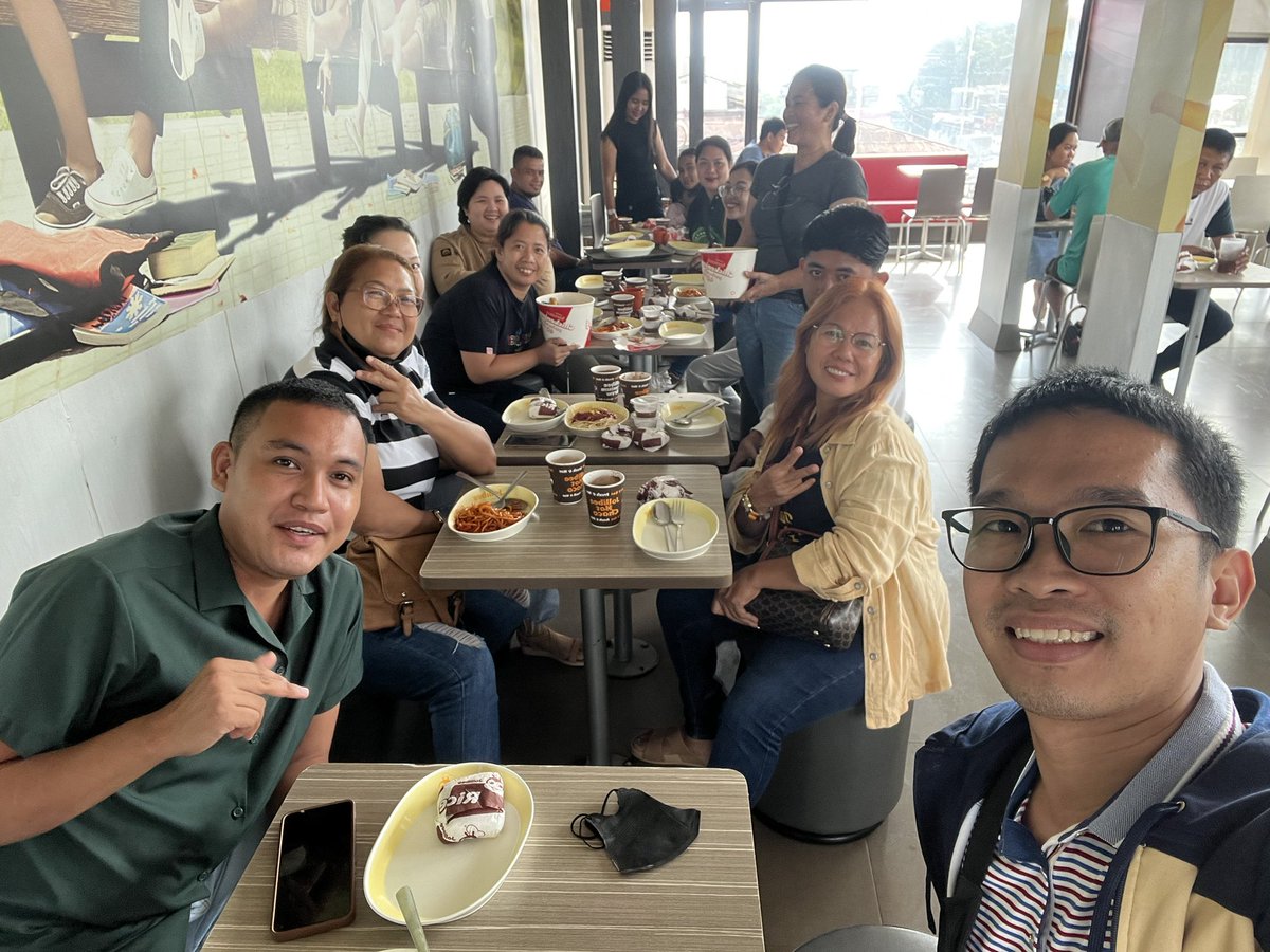 NataliaAbaya's tweet photo. Sweethearts and solids from Davao, Gensan, Cotabato and Bukidnon! 

See you KD, Alexa and kdlex fam later in Cagayan de Oro! 

#PiraPirasongParaiso 
@kdestrada_ @alexailacad

#AlexaIlacad | #KDEstrada | #KDLex https://t.co/8Qn1eAqWeP