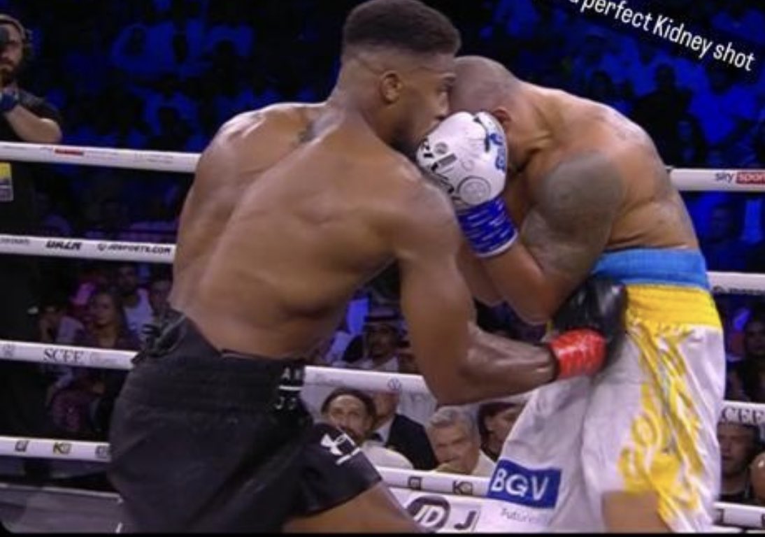 lclaughton1993's tweet photo. @devsahni Same as Aj then? So shall we say Aj is a 3 time heavyweight champion? https://t.co/4GamcFPdZi