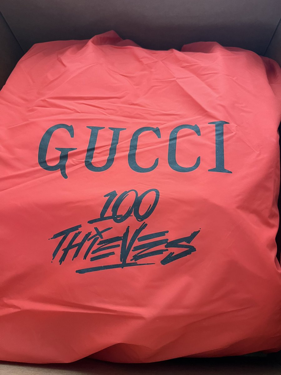 ZachButera's tweet photo. Selling if anyone’s interest, DS https://t.co/OG5b9zr36k