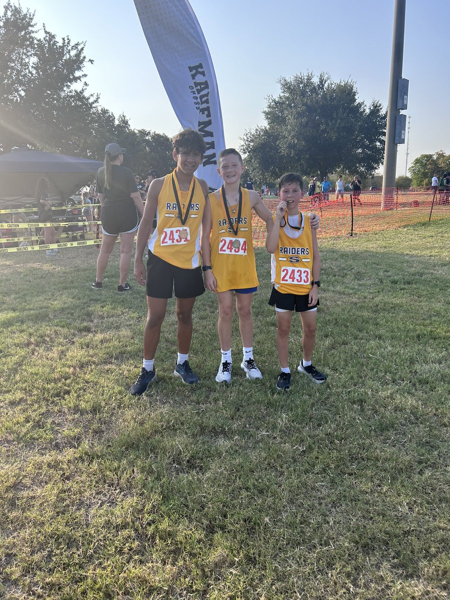 Sunnyvale Boys XC tweet media