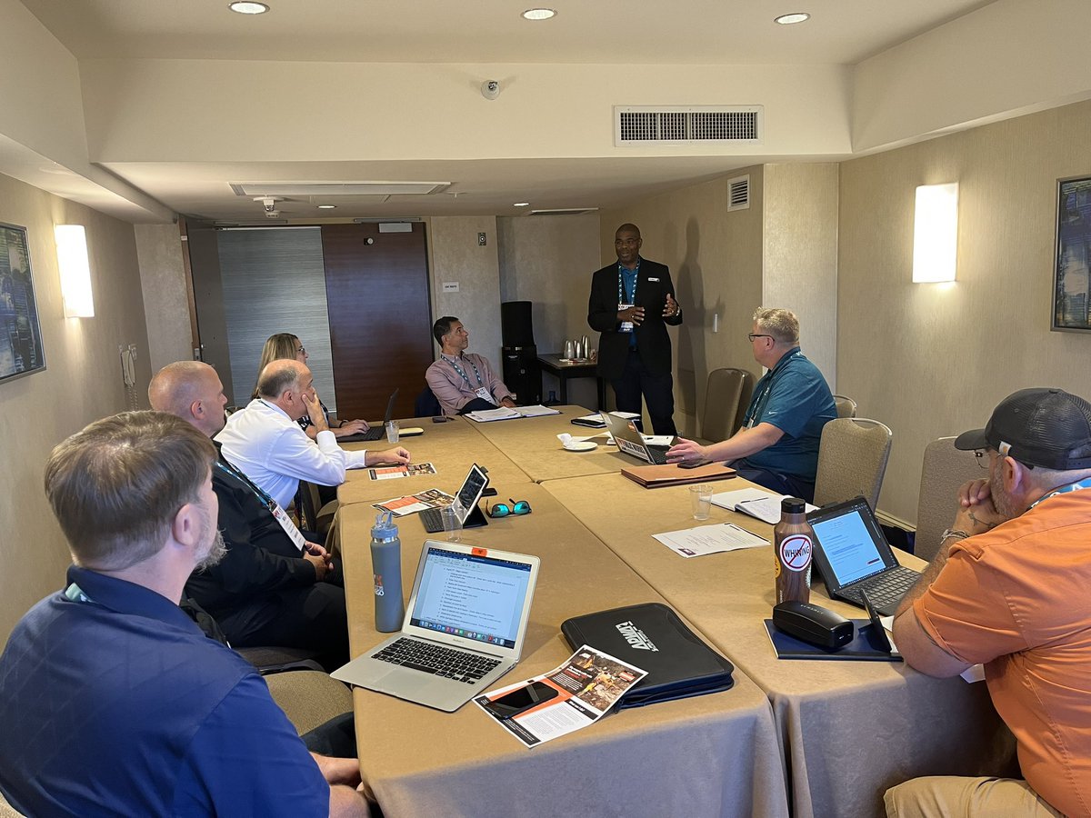 ajstorey14's tweet photo. @CPWATWEETS  @OPWAtweets learning about the Advocacy Ambassador Program at #PWX2023 in San Diego https://t.co/zUZvLWcLV1