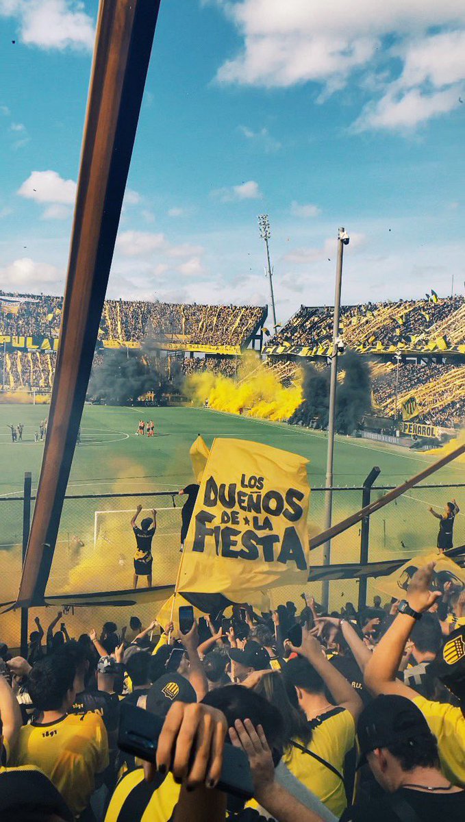 🖤💛💪Mañana no puedo,  mañana juega el DECANO del fútbol uruguayo Peñarol.!!