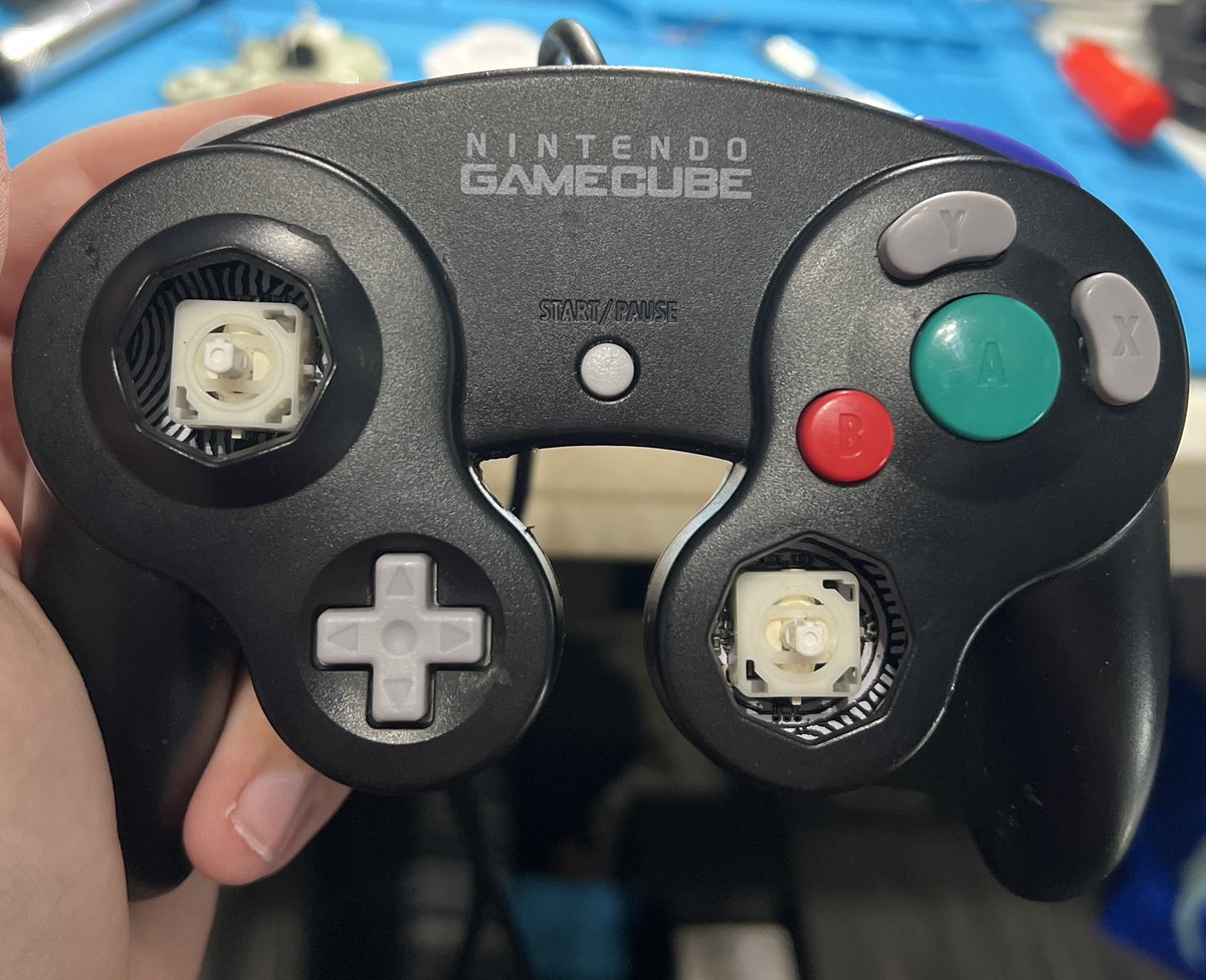 EC_Controllers's tweet image. Hey, I had a bill come out that I didn’t think would come out this soon, If anyone is interested in the builds I’ve got on my page, The OEMs are done, and the Phobs just need magnets; Please reach out to me I’m willing to cut a deal
Pictures attached for Awareness