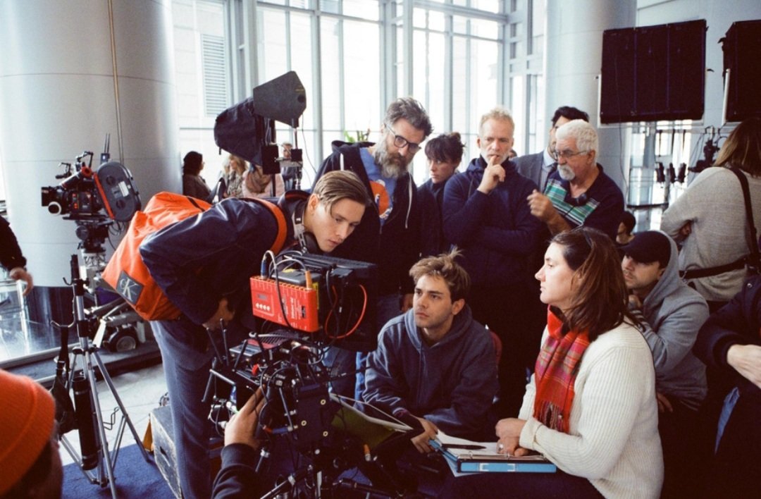 From #mubiindia ✨
#lanuitoulauriergaudreaultsestreveille #thenightloganwokeup 

#XAVIERDOLAN 💥 #HARRISDICKINSON 
WITH THE CREW 
#MATTHIASETMAXIME BEHIND THE SCENES 

LOOOOOVEEEE!!!!! ✨💙❤💙❤💙❤✨