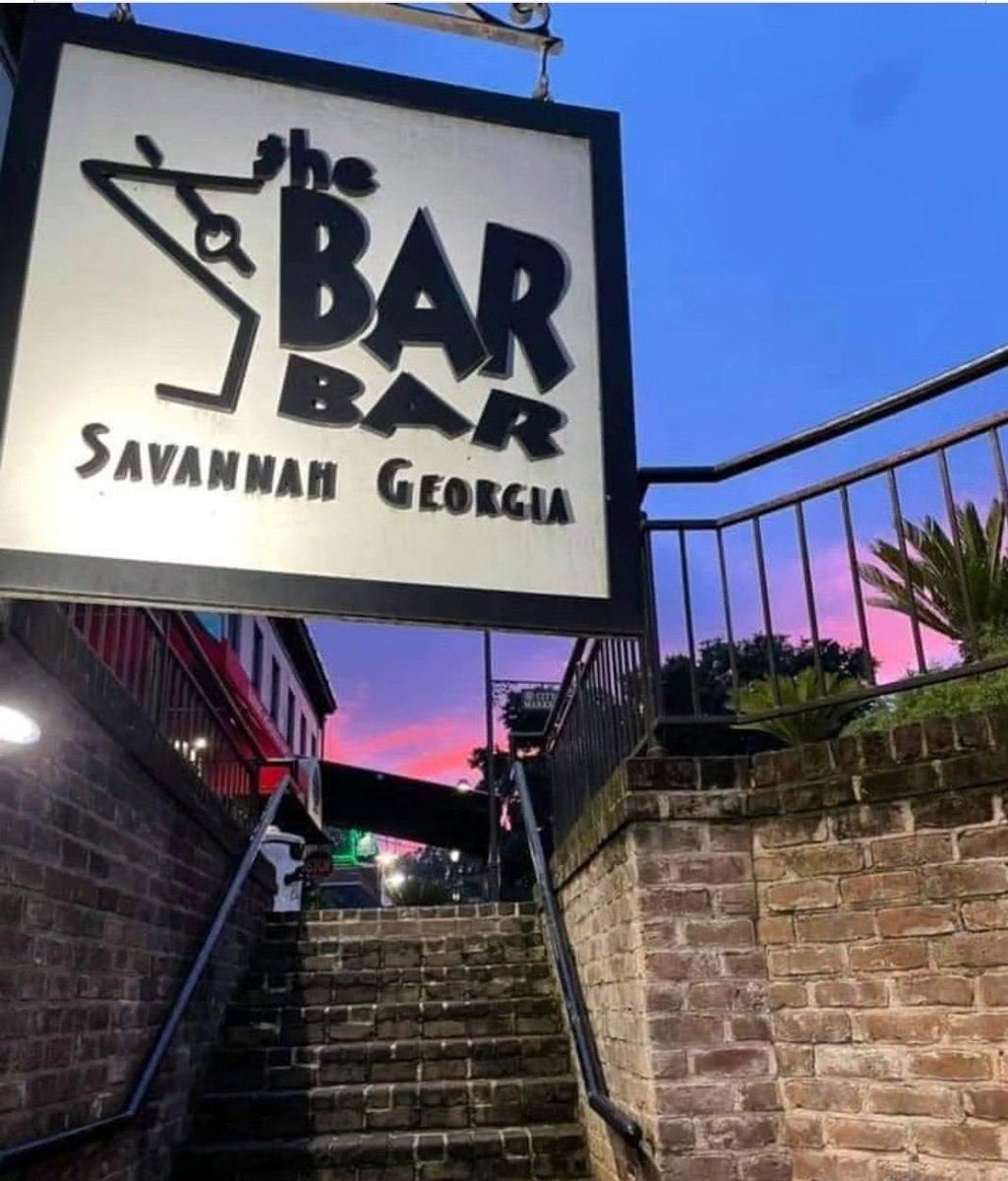 🤯 @_thebarbar_savannah!! The #BarBar in #SAVANNAHGeorgia #CityMarket IS CLOSING...THE LAST NIGHT EVER IS TONIGHT!! #HistoricSavannah #DowntownSavannah #NEWSavannah #ChathamCounty #912 #CPort #CoastalEmpire #SAV #BarBarClosingForGood2023